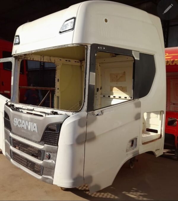 Cabine Scania NTG Modelo R